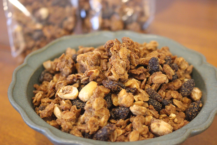 お味噌のグラノーラ